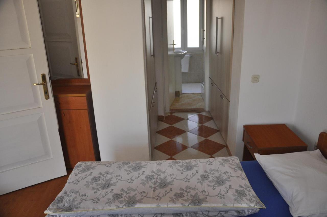 Apartment Katnic 1-2-3 Crikvenica Luaran gambar